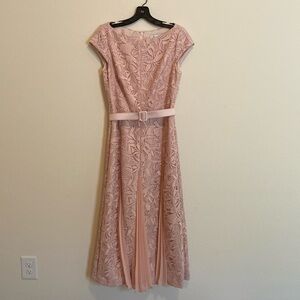 Kay Unger beautiful dress